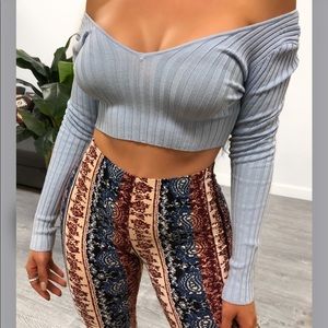 Long sleeve crop top